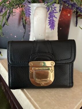 Michael Kors Compact Leather Wallet